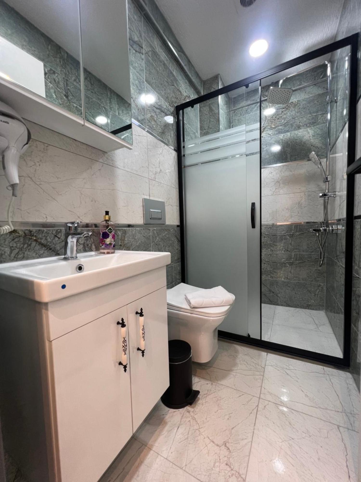 Feycem Suites Hotel Istanbul Ngoại thất bức ảnh